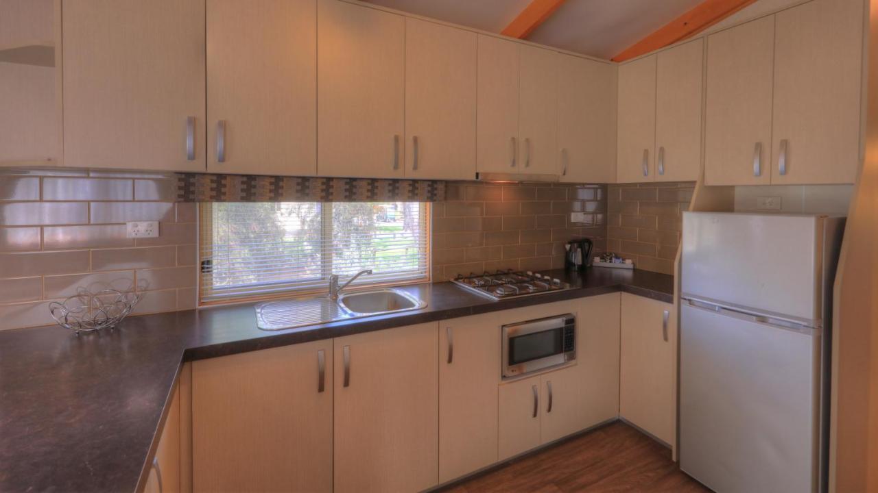 Moama Riverside Holiday Park Екстер'єр фото