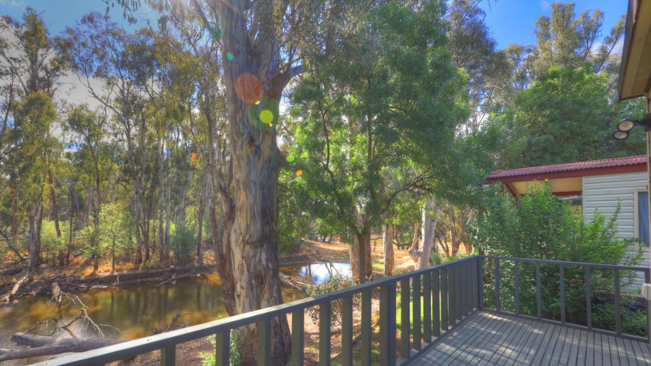 Moama Riverside Holiday Park Екстер'єр фото